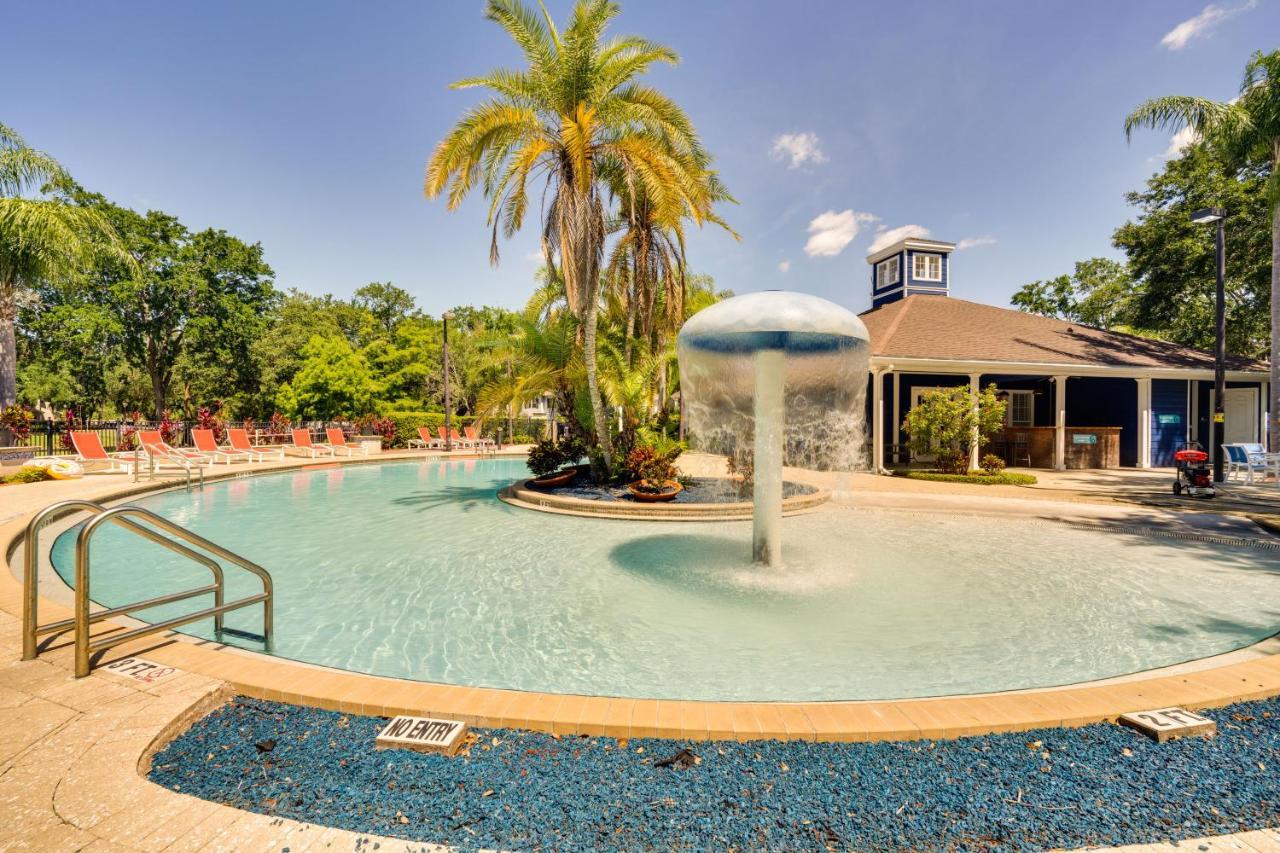 Lucaya Village Townhome With Pool, 6 Mi To Disney! Holiday home Kissimmee