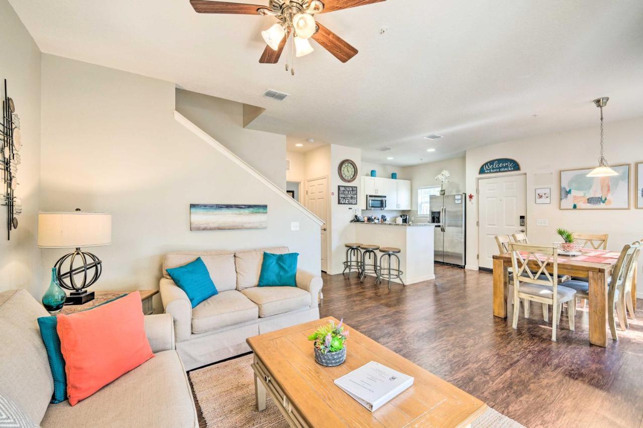 Lucaya Village Townhome With Pool, 6 Mi To Disney! Holiday home *