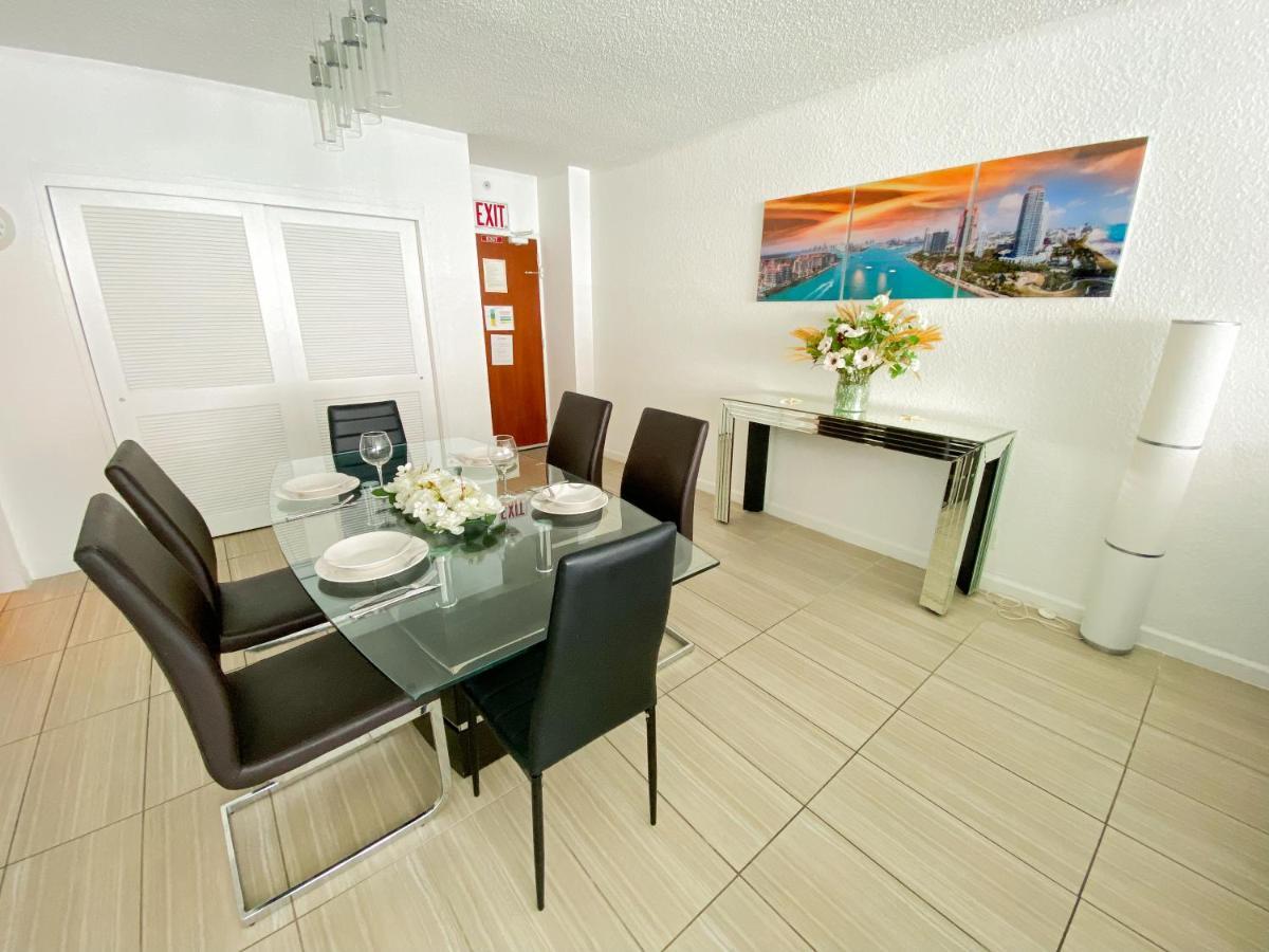 Bliss Steps To Ocean, Pool & Game Fun Apartment Hollywood
