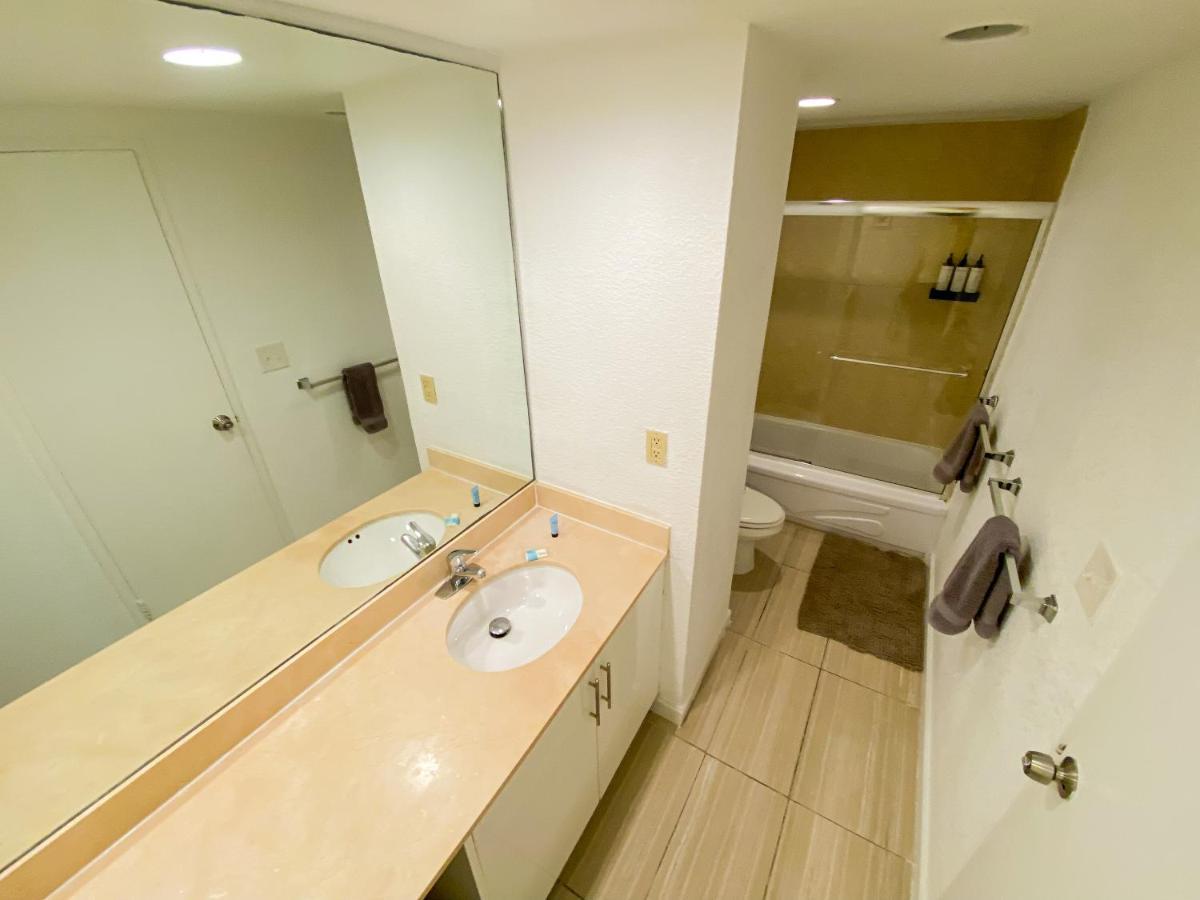 Bliss Steps To Ocean, Pool & Game Fun Apartment