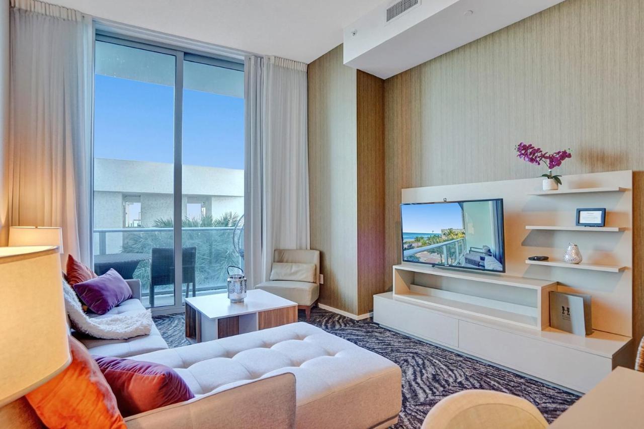 Oceanfront Direct Ocean & Club Access Hollywood