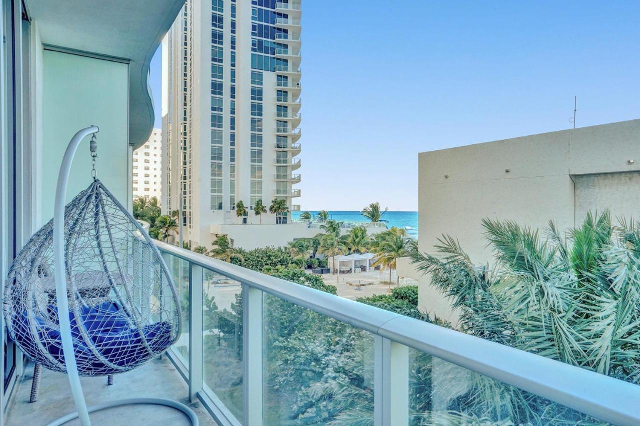 Oceanfront Direct Ocean & Club Access Holiday home *