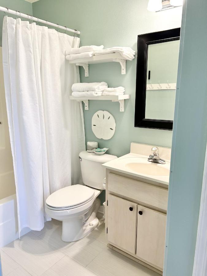 Island Dream Unit #212 * Navarre