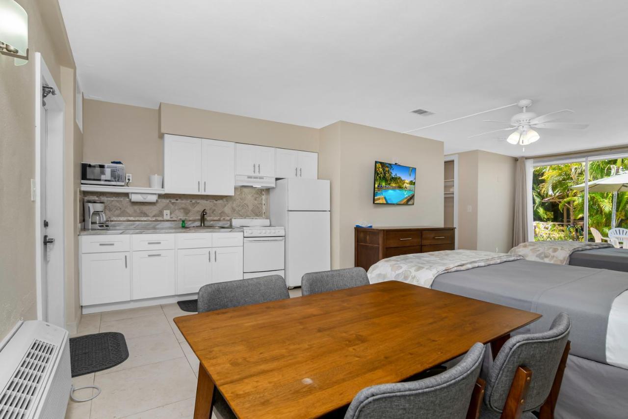 Inn The Fairways Of Naples Naples Park