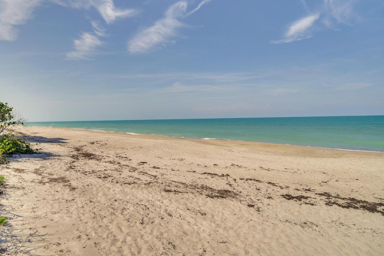 Cozy With Community Pools And Access! Holiday home Melbourne Beach