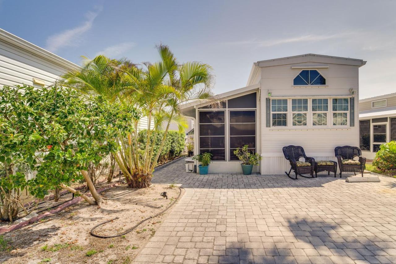 Cozy With Community Pools And Access! Holiday home Melbourne Beach