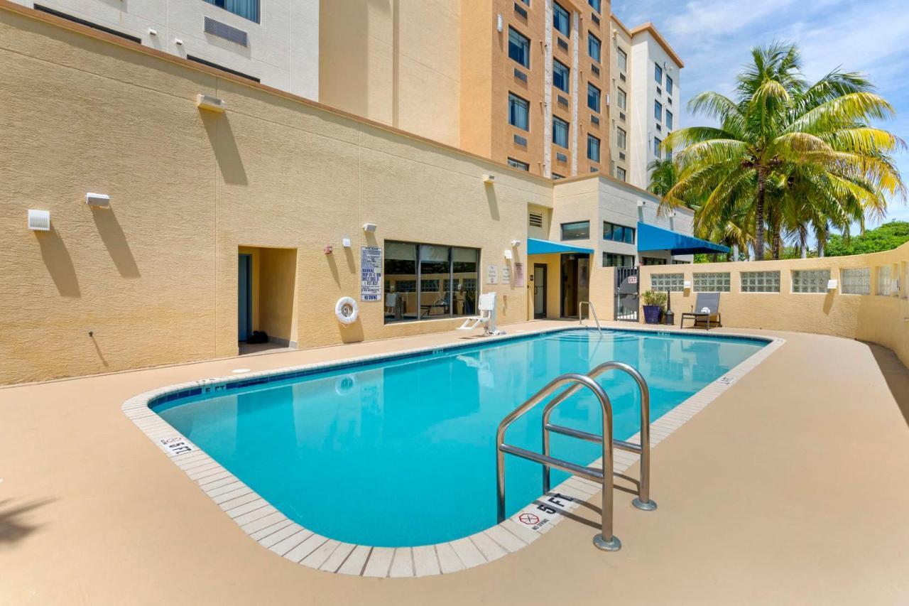 Hotel Western Miami Executive Airport And Country Walk