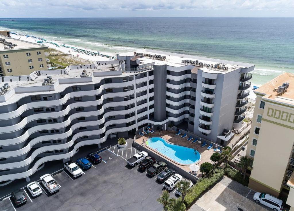 Nautilus 1701 Gulf Front 2 Bedroom Large Penthouse Huge Wrap Around Balcony