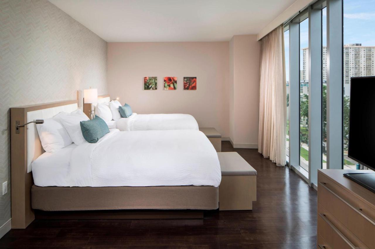 Miami Sunny Isles Hotel