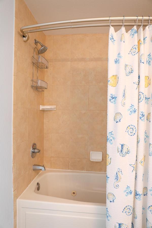 Dolphin Bay In Boca Ciega - 2br, Pool, Bay View * St. Petersburg