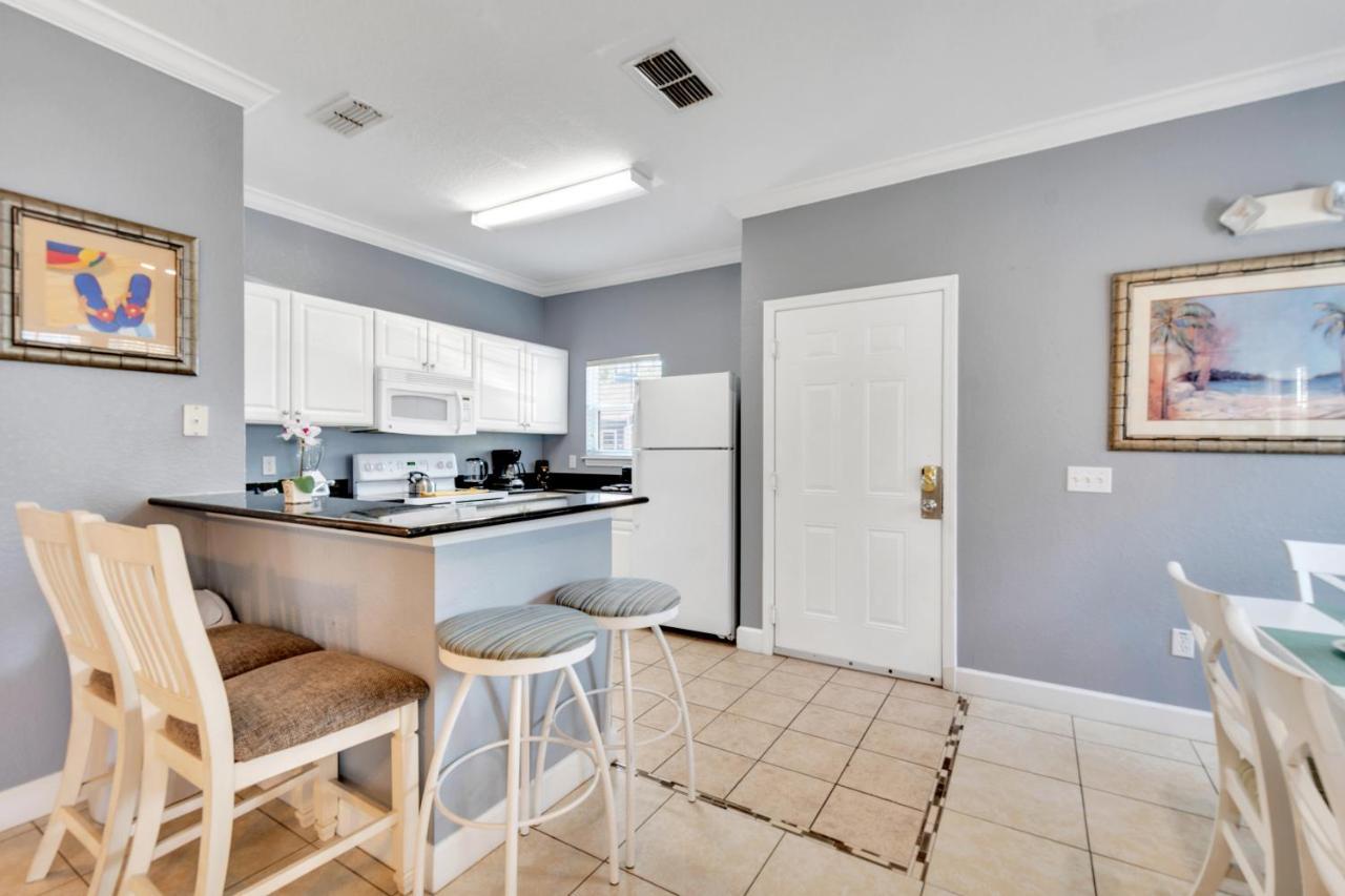 Lucaya Village By Viva Homes Intl *
