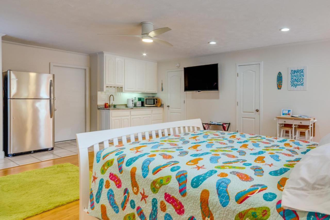 Vacation For 2 With Pool Access! * Gulf Breeze