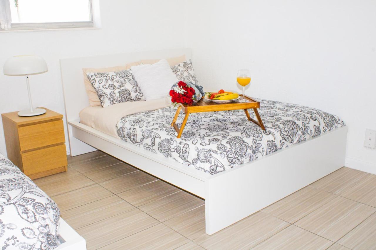 Apartment Bliss Steps To Ocean, Pool & Game Fun