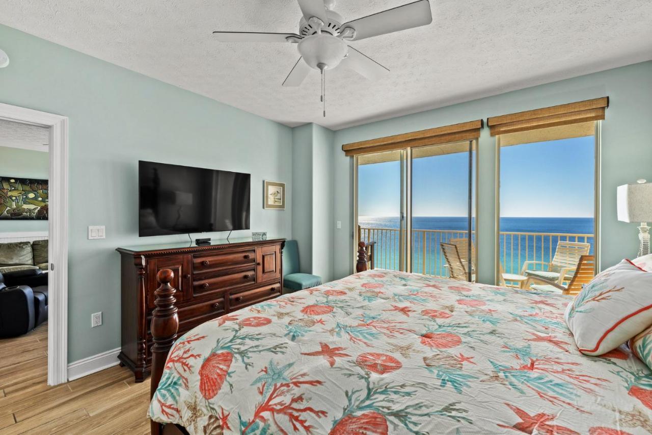 Apartment Treasure Island 1505 *