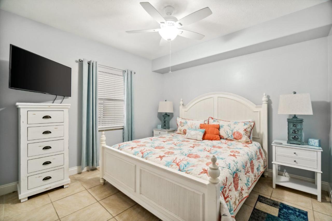 Apartment Treasure Island 0110 Panama City Beach