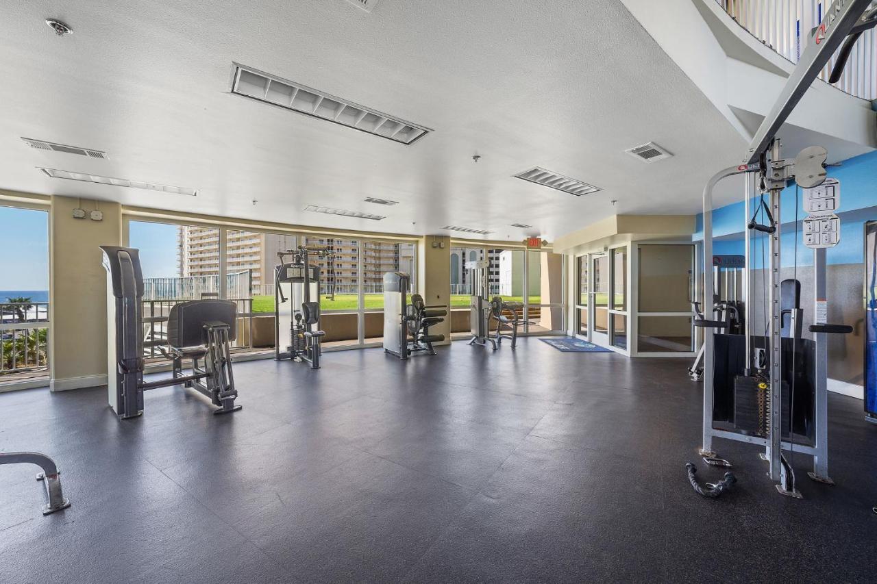 Laketown Wharf 1825 Apartment *