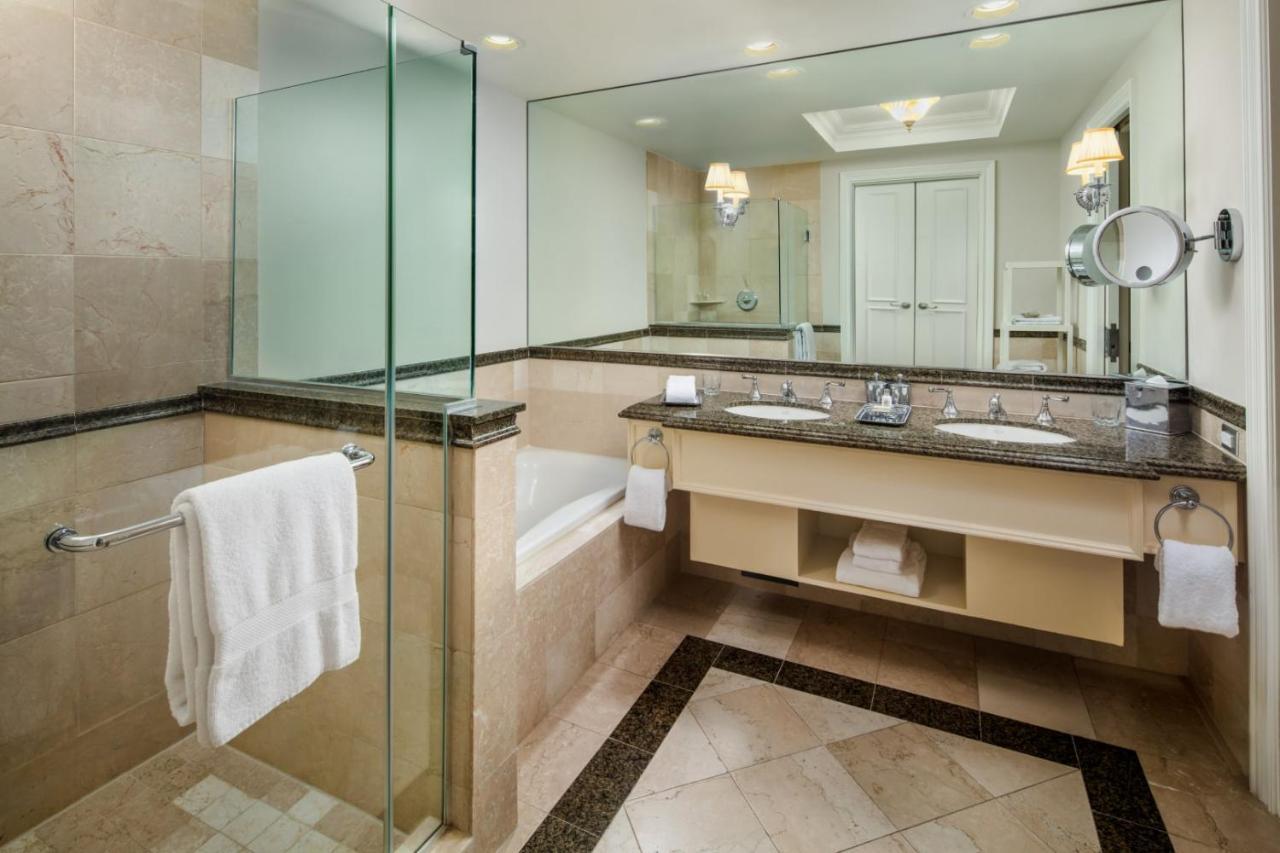 Yacht Club At The Adults-only Hotel