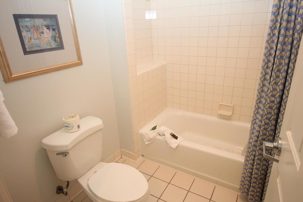3br Beachfront 16th Flr Two Master Bedrooms, Pool Fitness Center At Westwinds Holiday home