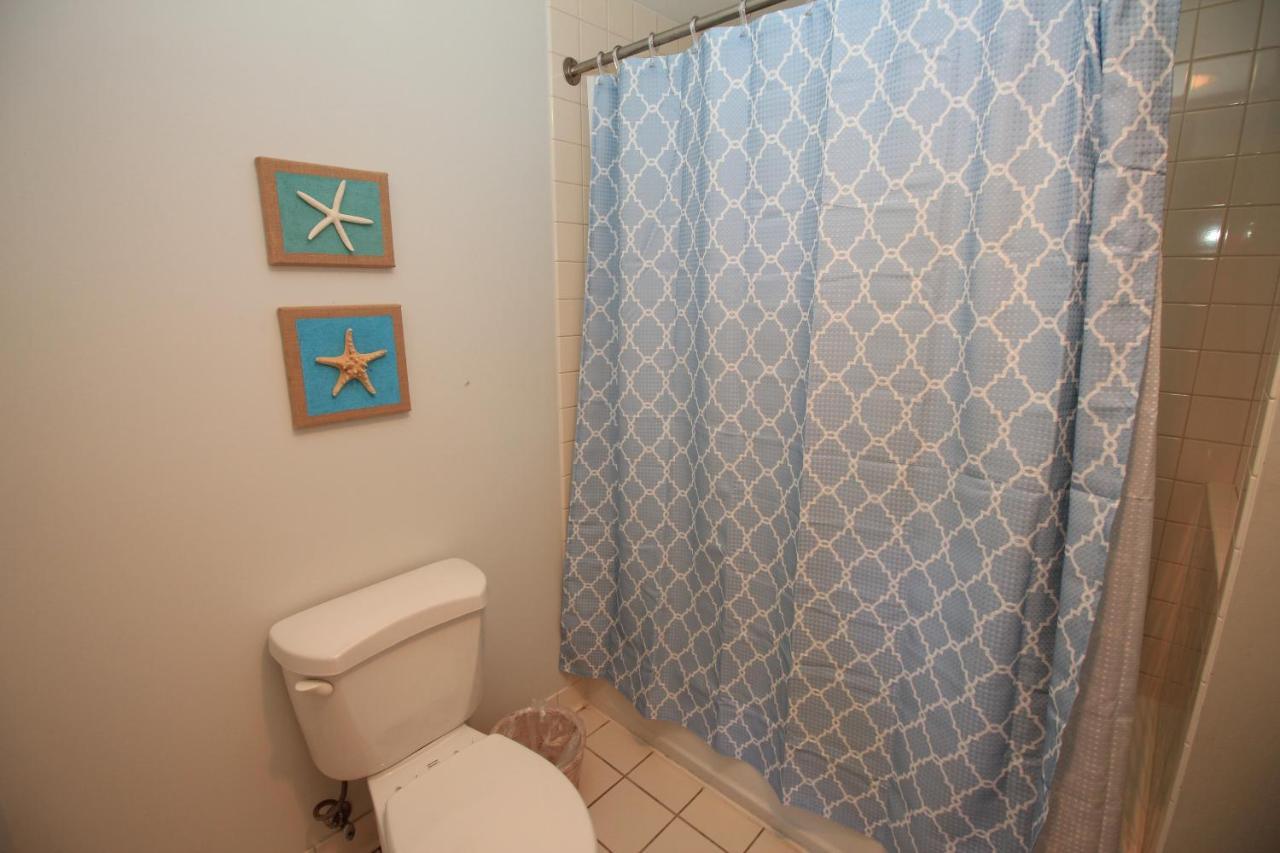Holiday home 3br Beachfront 16th Flr Two Master Bedrooms, Pool Fitness Center At Westwinds *