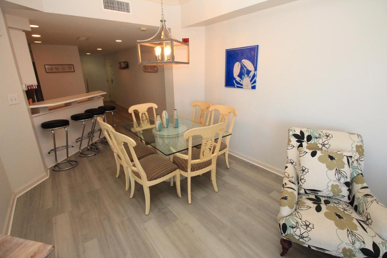 Holiday home 3br Beachfront 16th Flr Two Master Bedrooms, Pool Fitness Center At Westwinds *