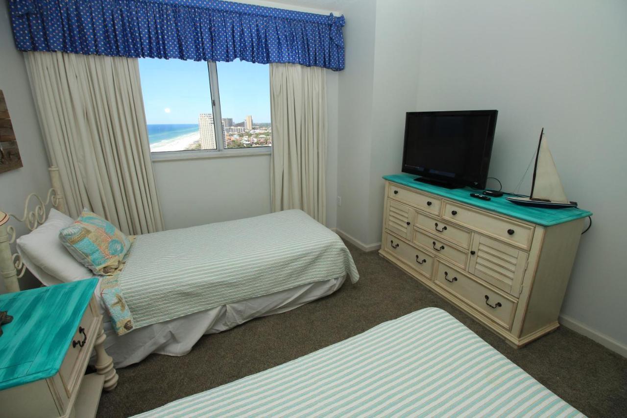3br Beachfront 16th Flr Two Master Bedrooms, Pool Fitness Center At Westwinds Holiday home Destin