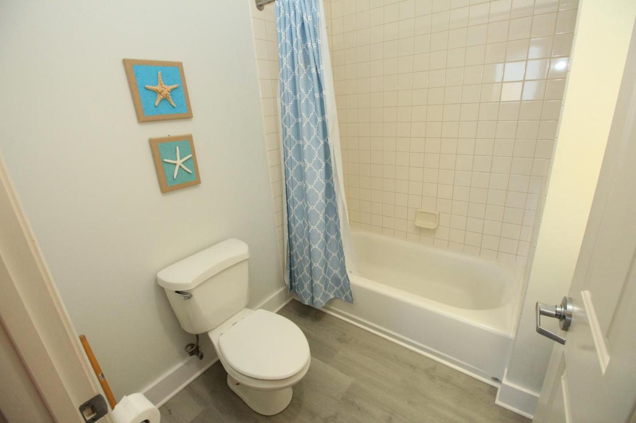 3br Beachfront 16th Flr Two Master Bedrooms, Pool Fitness Center At Westwinds *