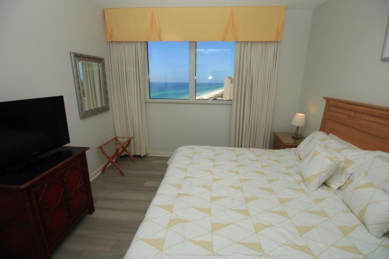 Holiday home 3br Beachfront 16th Flr Two Master Bedrooms, Pool Fitness Center At Westwinds *