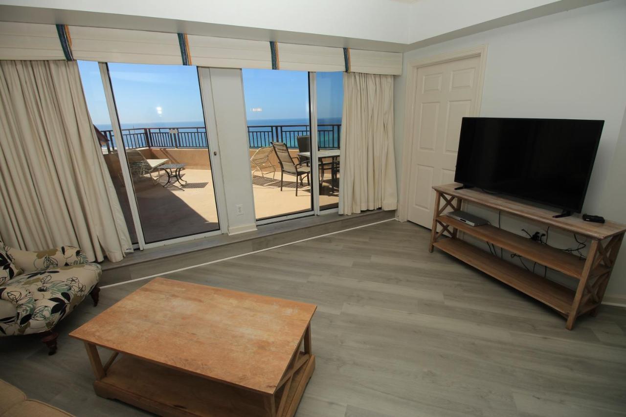 3br Beachfront 16th Flr Two Master Bedrooms, Pool Fitness Center At Westwinds Holiday home *