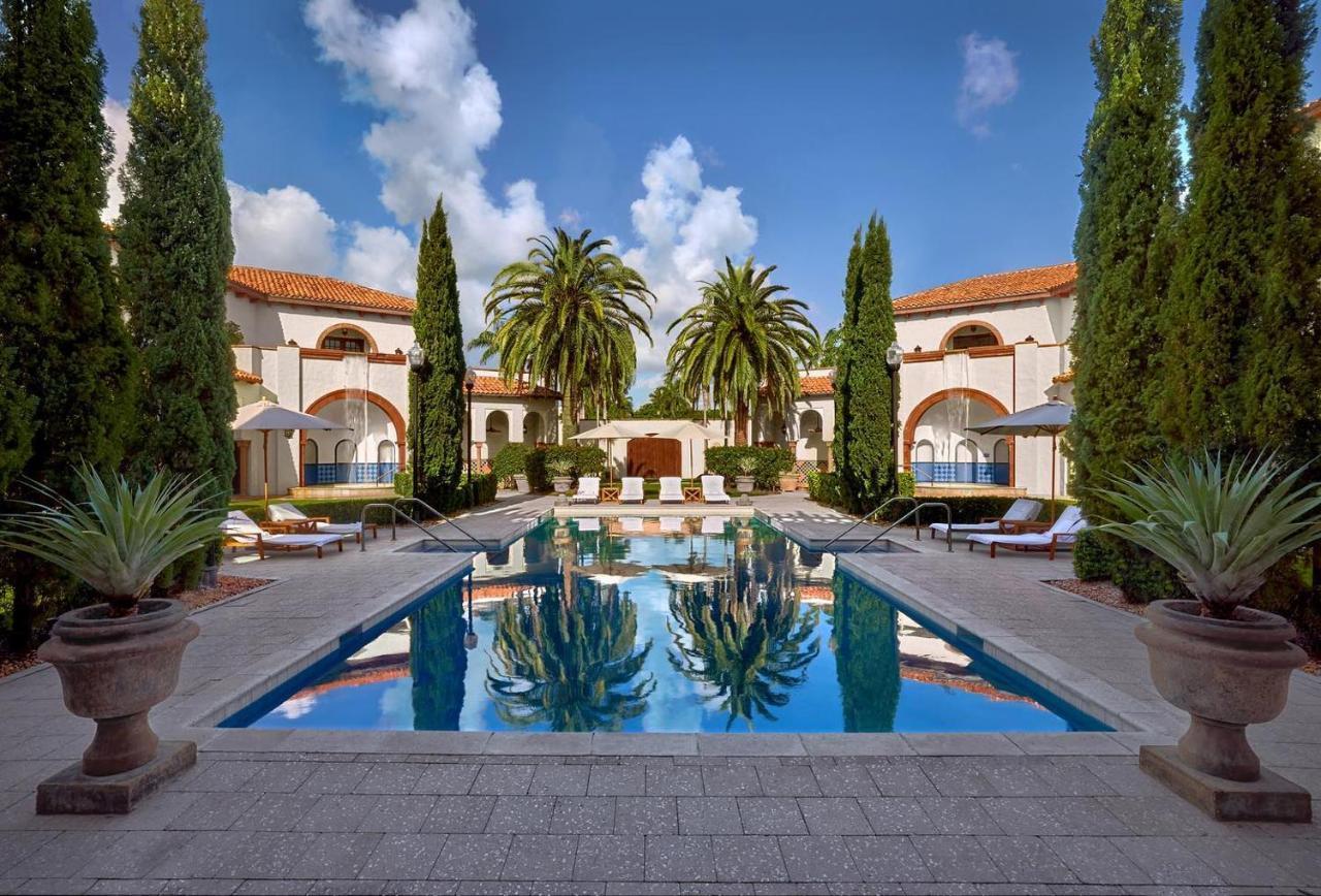 Hotel Cloister At The 4*