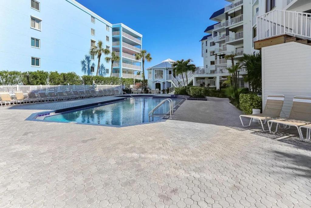Aparthotel Palms- Unit 102 *