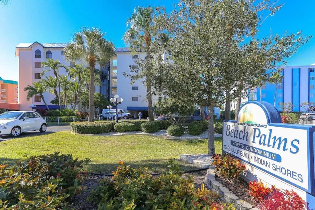 Aparthotel Palms- Unit 102 *