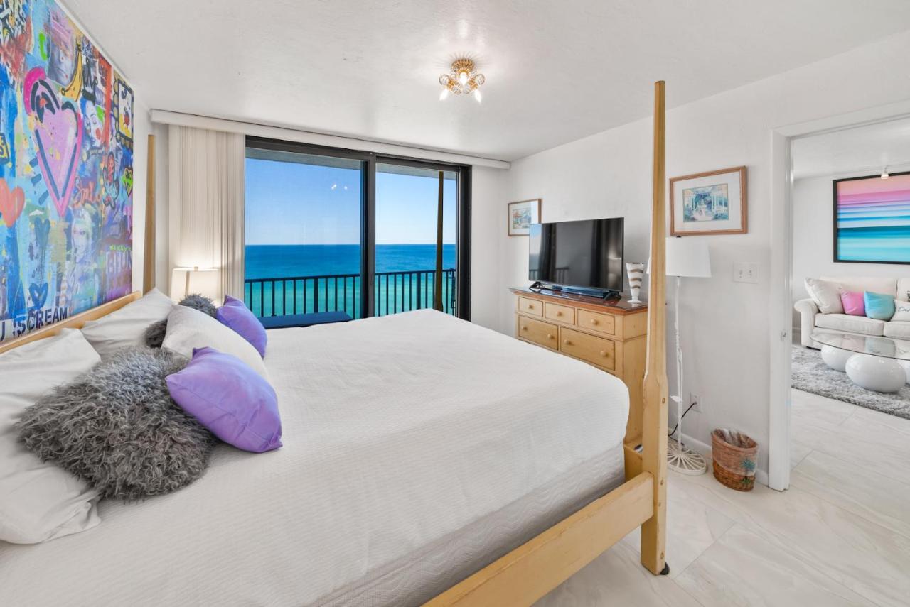 One Seagrove Place 1308 Apartment