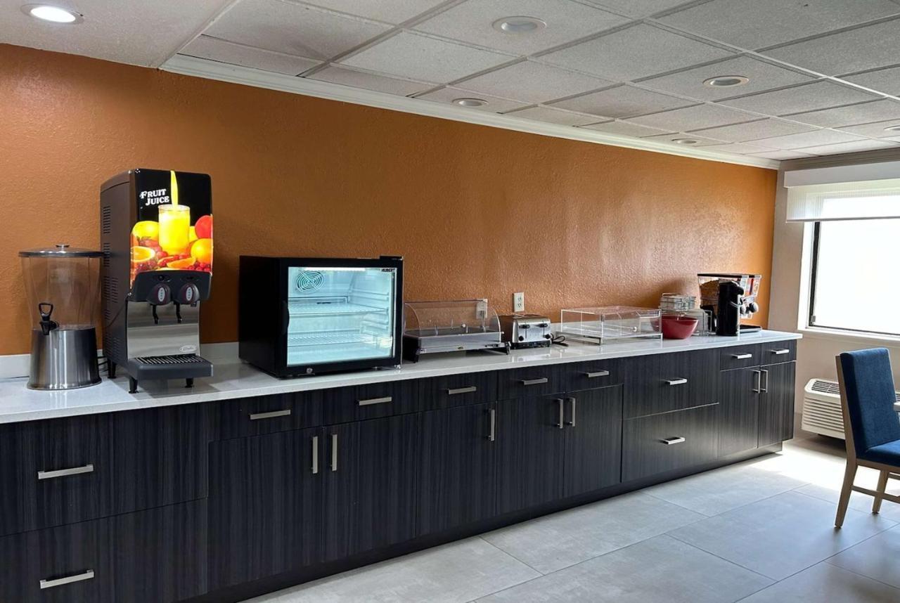 La Quinta By Wyndham Orlando South 3*