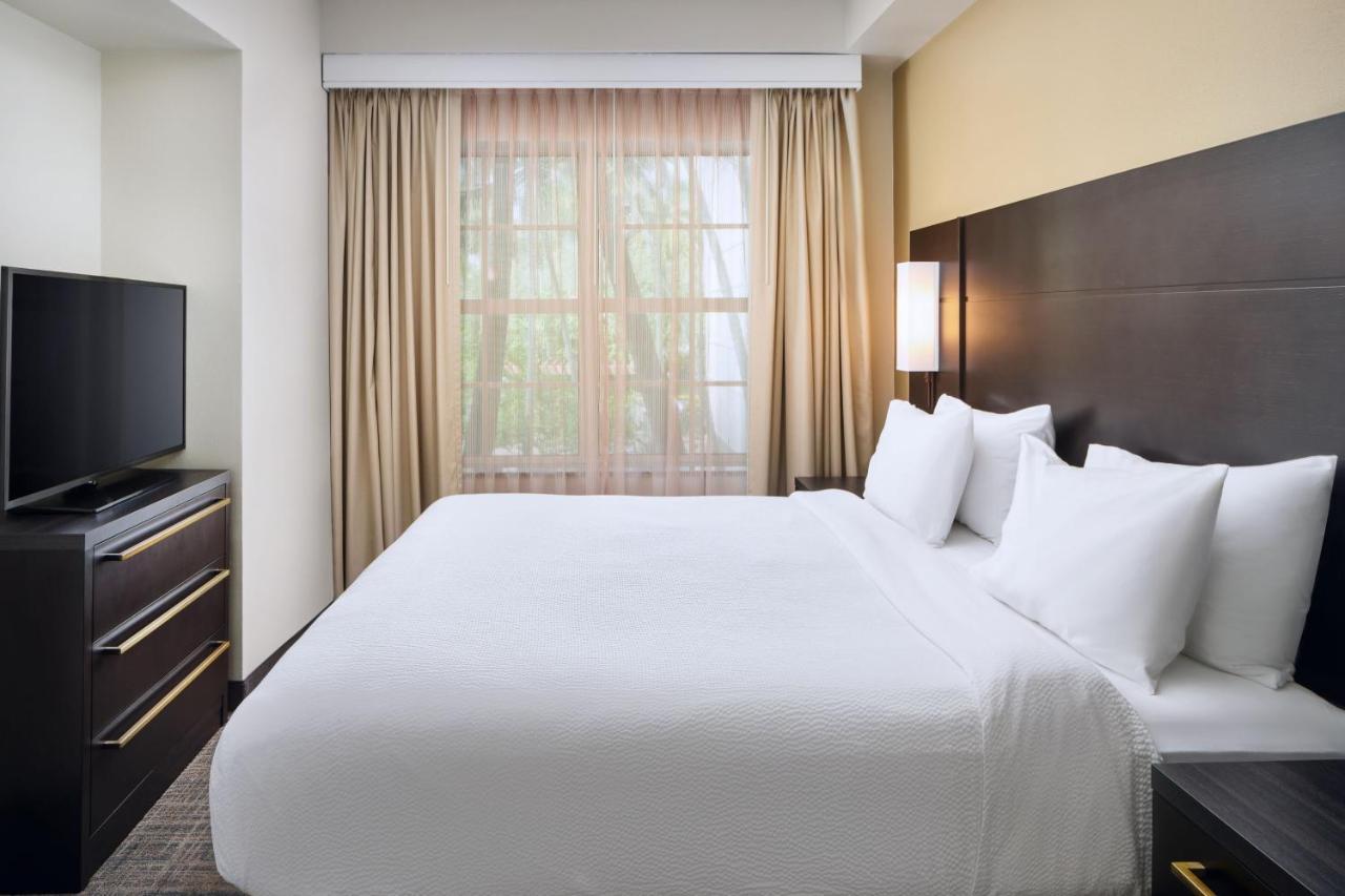 Lauderdale Sw/miramar Hotel Miramar