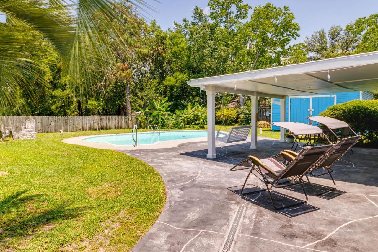 Apartment Vacation For 2 With Pool Access!