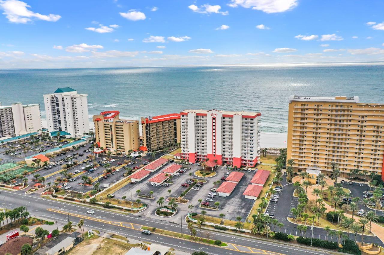 Coral Reef By Panhandle Getaways