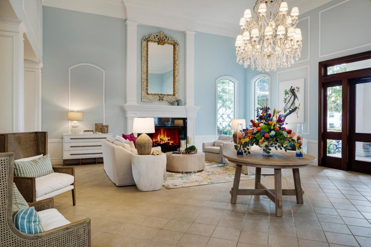 The Capri Hotel 4*