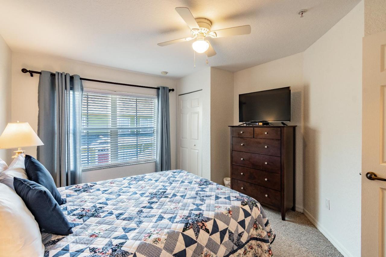 Lakeside Resort: Family-friendly Getaway Near * Kissimmee