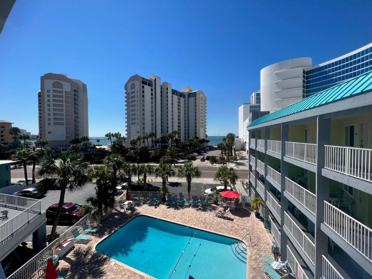 Pelican Pointe Clearwater Clearwater Beach