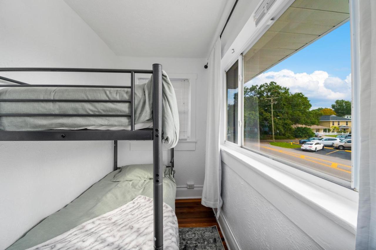 1 Min Away From Bayshore, Sleeps 7