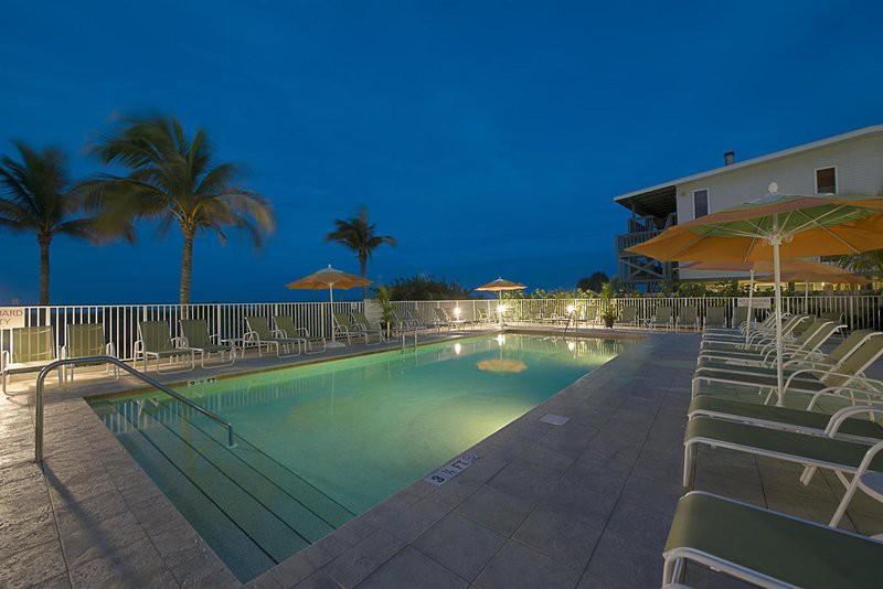 Hotel By Marriott St. Petersburg Treasure Island 3*