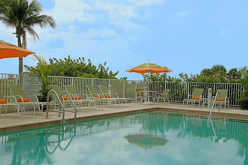 By Marriott St. Petersburg Treasure Island 3* St. Pete Beach