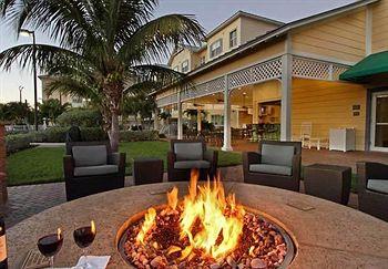 Hotel By Marriott Cocoa Cape Canaveral