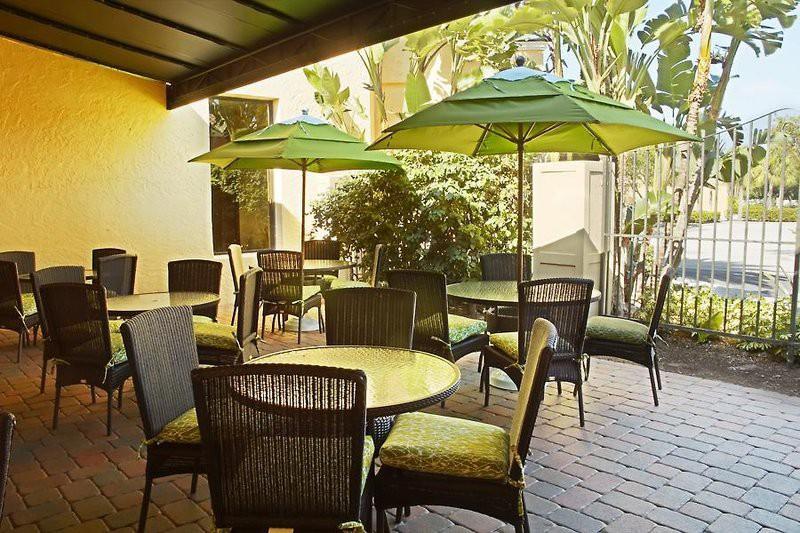 Courtyard By Marriott Boynton Hotel 4*