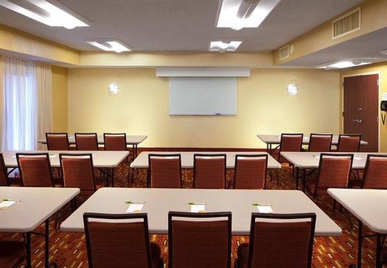 Hotel Courtyard By Marriott Lauderdale Of 3*