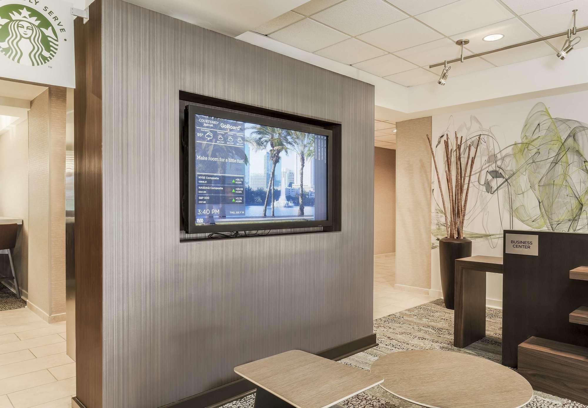 Courtyard By Marriott Orlando Mary North Hotel