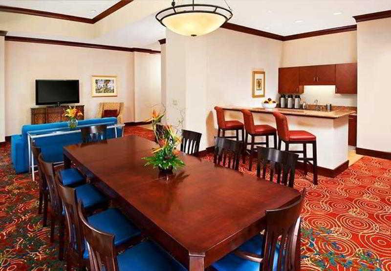 Orlando Marriott Mary