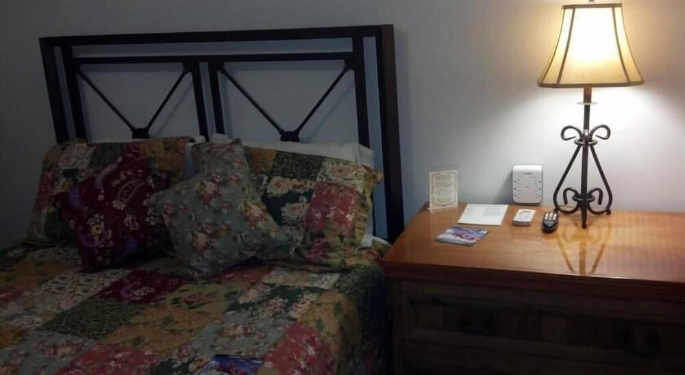 Motel Buffalo Chip's Ranch House Bonita Springs
