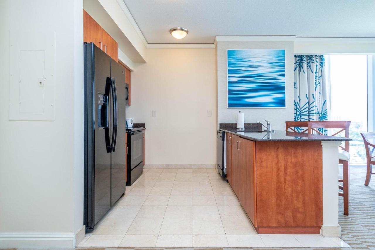 Trump Intl 2 Bedroom 1600 Sqf Ocean And Bay View *