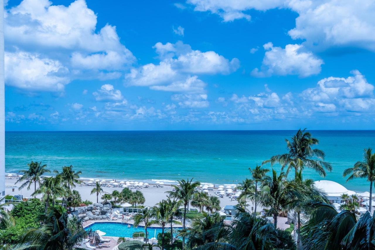 Trump Intl 2 Bedroom 1600 Sqf Ocean And Bay View Sunny Isles Beach